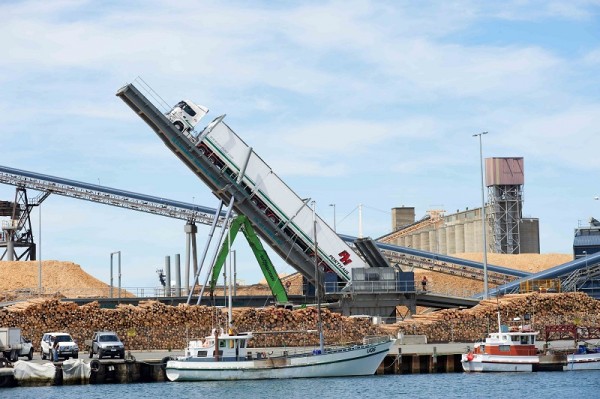 Scania R 560 kiürítés2