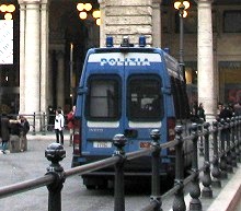 Az olasz kormány vizsgálatot rendelt el a közlekedési rendőrök tömeges megbetegedése miatt