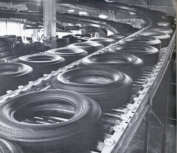 Historic photo General Tire production 1950s,