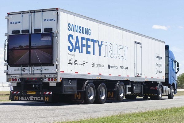 Az utakon a Samsung biztonságos kamionjának prototípusa