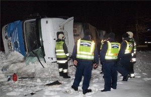 felborult-kamion-20120221