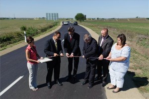 a-felujitott-2111-es-ut-atadasa