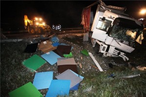 kamion-baleset-m70-121004