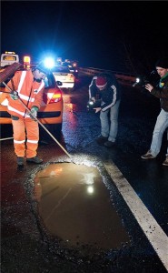 beszakadt-m1-burkolata-130319