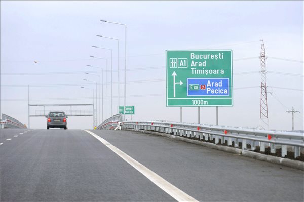 romania-a1-autopalya-pecskai-csomopont-141220