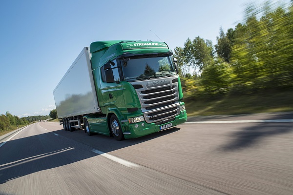 Rekordszinten a Scania féléves árbevétele