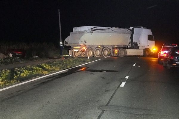 halalos-kozuti-baleset-bekes-megeyeben-151009