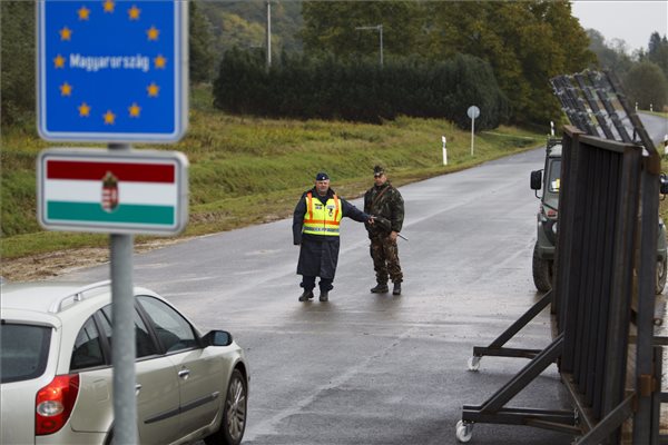 Koronavírus – ORFK: Magyarország ideiglenesen visszaállította a határellenőrzést Ausztria és Szlovénia viszonylatában