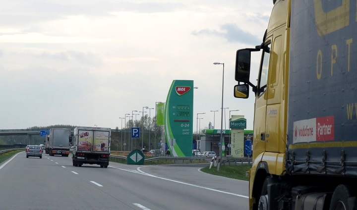 Levegő Munkacsoport: Levél a kamionok üzemanyag-fogyasztásának korlátozásáért
