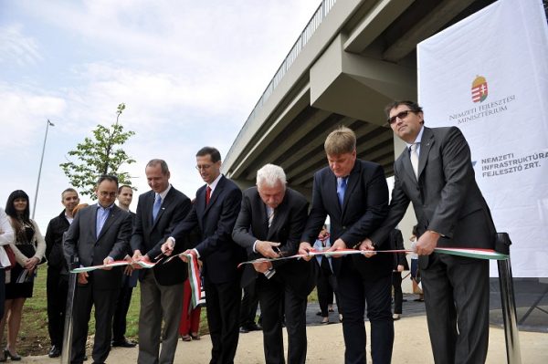 Bús Balázs; Varga Mihály; Király Gábor; Fónagy János; Szûcs Lajos