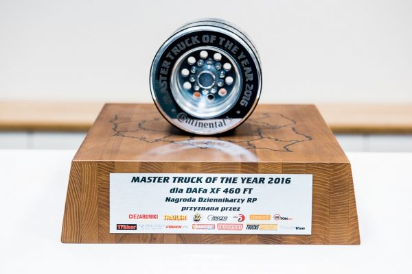 2-daf-xf-460-master-truck-of-the-year-2016