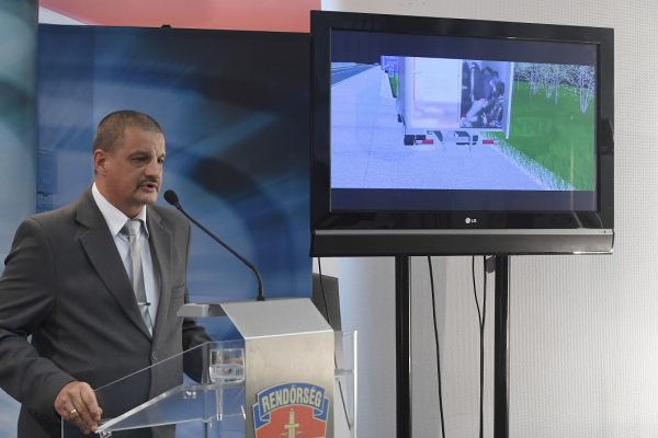 Migránsok halála - Nyolc ember ellen javasol vádemelést a re