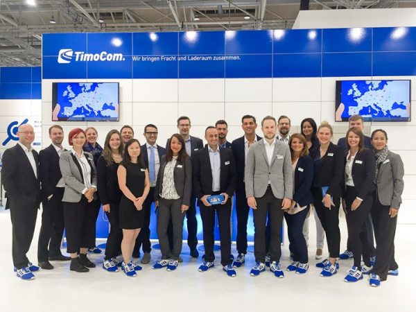 die-iaa-nutzfahrzeuge-2016-war-fur-das-gesamte-timocom-messeteam-ein-voller-erfolg-7999