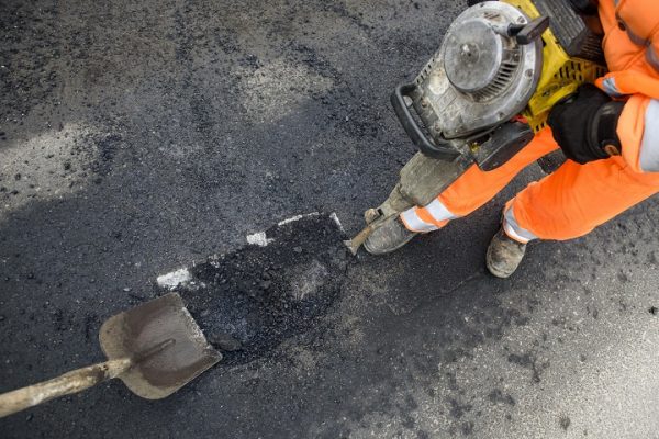 Kátyúzás Salgótarjánban