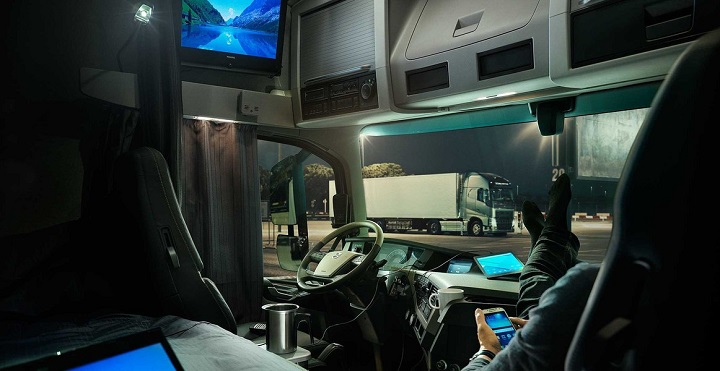 volvo-trucks-stay-in-power-hero