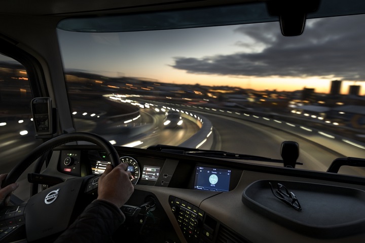 volvo-trucks-T2017-0020
