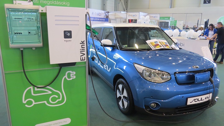 OGY – NGM: meghosszabbítják az elektromos autók vásárlásának támogatását