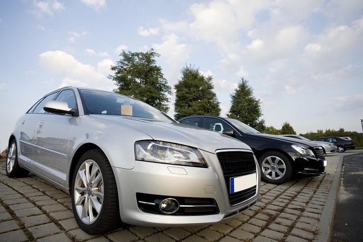 JóAutók.hu: augusztusban csökkent a használt autók importja
