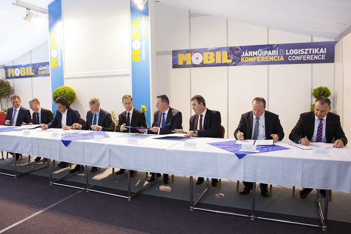 Balaicz Zoltán; Varga Mihály; Németh Mihály; Mattheisen, Christopher; Kara Ákos; Deutsch Tamás; Háry András; Palkovics László