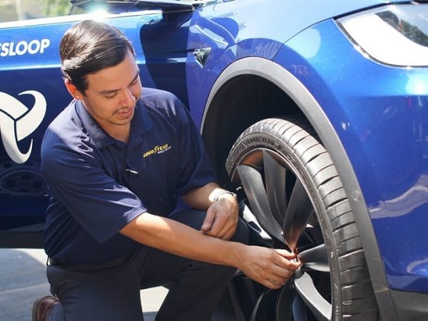 goodyear-okosabroncs-tesloop-2017