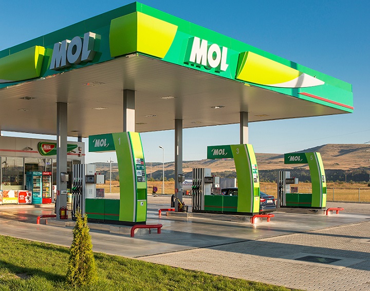 Átlagosan 32 banival lettek olcsóbbak az üzemanyagok Romániában