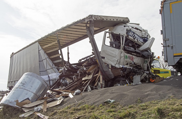 Halálos kamion baleset az M1 autópályán Mosonmagyaróvárnál