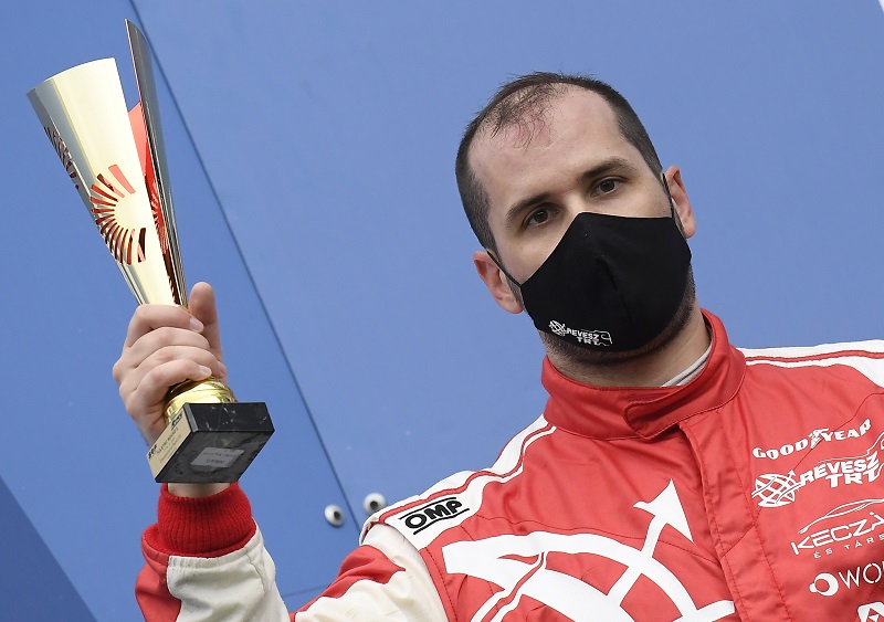 Super Racing Festival – Kiss Norbert nyerte a kamionosok második futamát a Hungaroringen