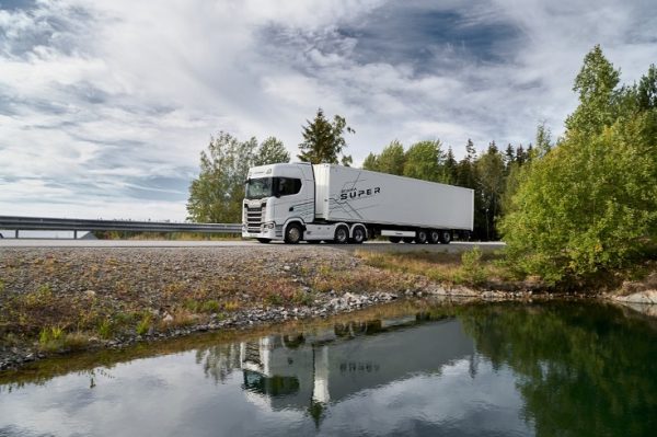 scania-super-211111
