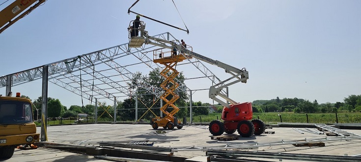 satorcsarnok-ponyvacsarnok-barracon-1