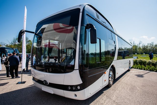 busexpo-phoca_thumb_l_20190508_09.42_dsc_8085_zoli