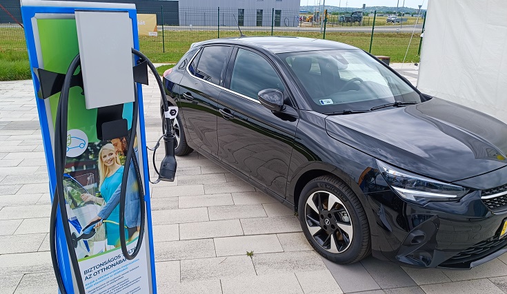 elektromos-auto-toltofej-hungarokamion-hu-2022