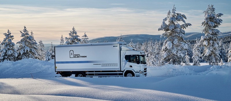 100-szazalek-elektromos-scania-teherauto-havas-taj-2023