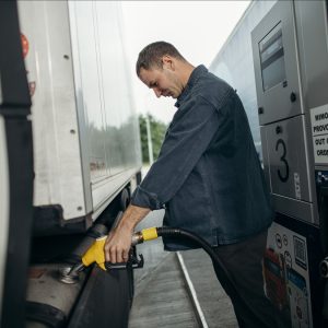 A dízel marad, az alternatívák erősödnek: átalakulóban a közúti fuvarozás