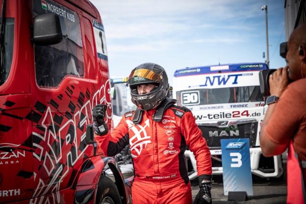 revesz-racing-kiss-norbert-slovakia-ring-260607