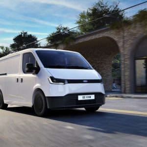 A Ford bemutatja vadonatúj Transit City elektromos áruszállító modelljét!