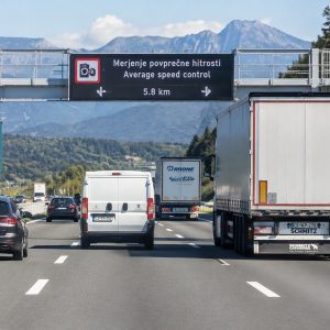 Négy autópálya-szakaszon készítik elő az átlagsebesség mérését Szlovéniában