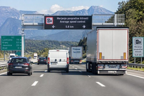 atlagsebeseegmeres-szlovenia-hungarokamion-hu-ai-kep